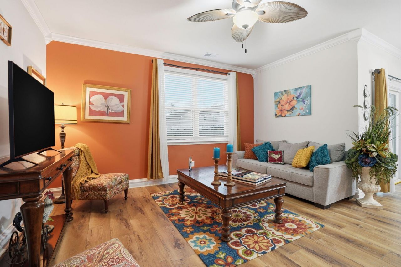 122 Oakwood Boulevard Photo 12