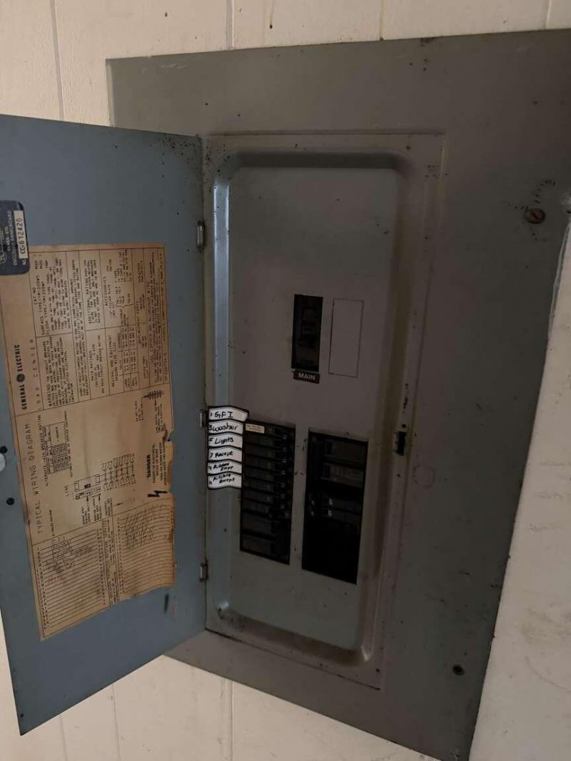 450 Old Castle Street Photo 17