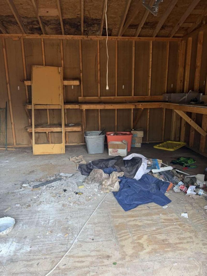 450 Old Castle Street Photo 18