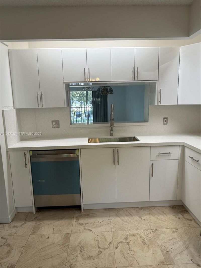 Please Call For Address, Unit 202L, Pembroke Pines, FL 33027 Photo