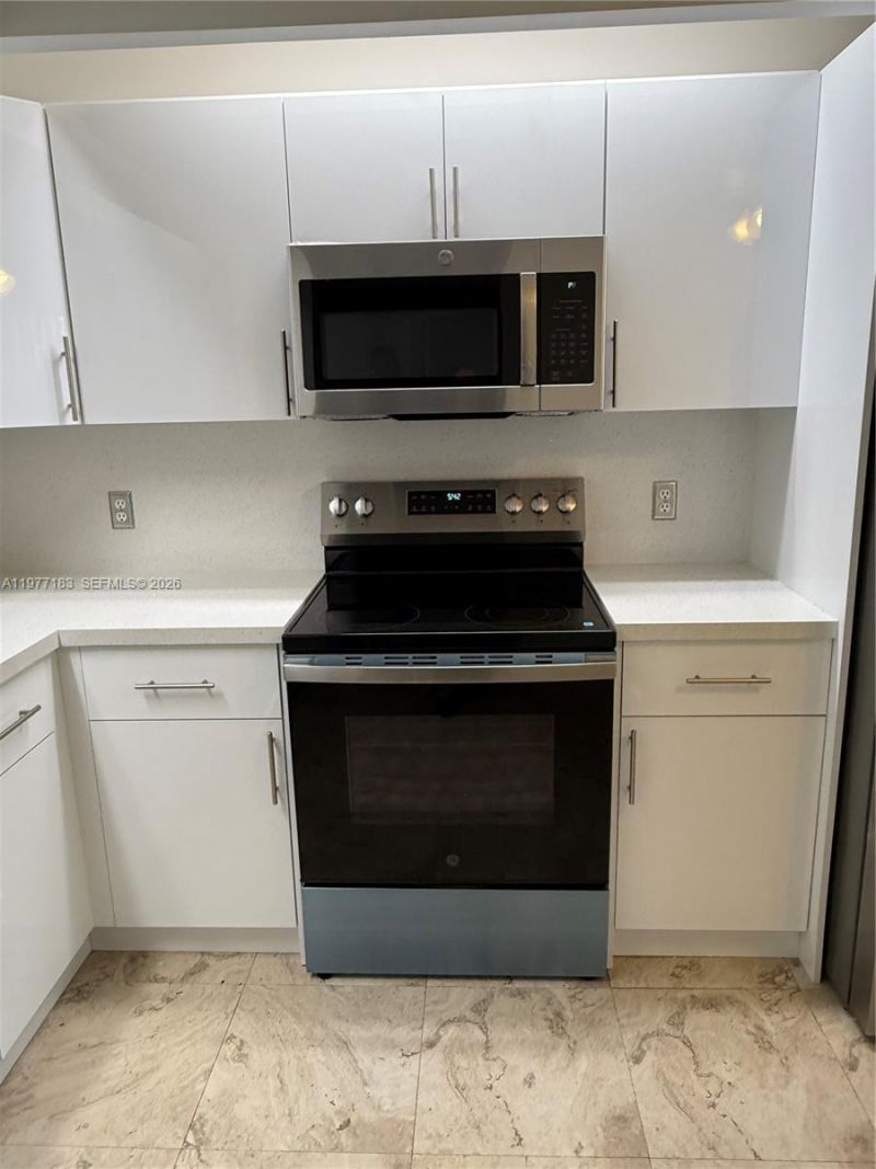 Please Call For Address, Unit 202L, Pembroke Pines, FL 33027 Photo