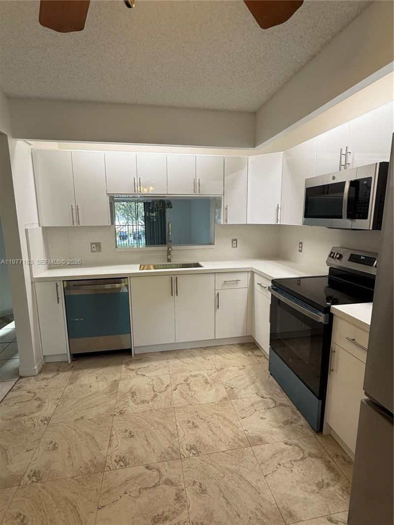 Please Call For Address, Unit 202L, Pembroke Pines, FL 33027 Photo