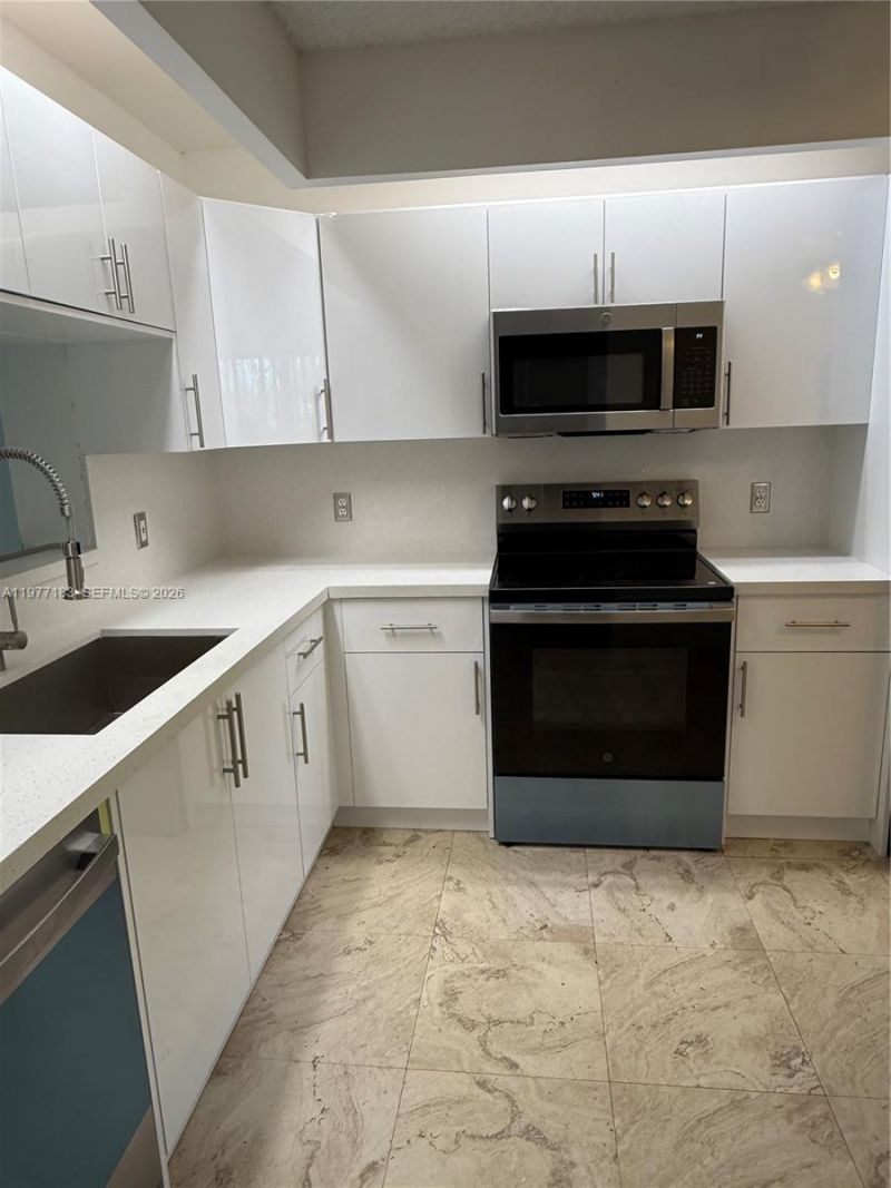 Please Call For Address, Unit 202L, Pembroke Pines, FL 33027 Photo