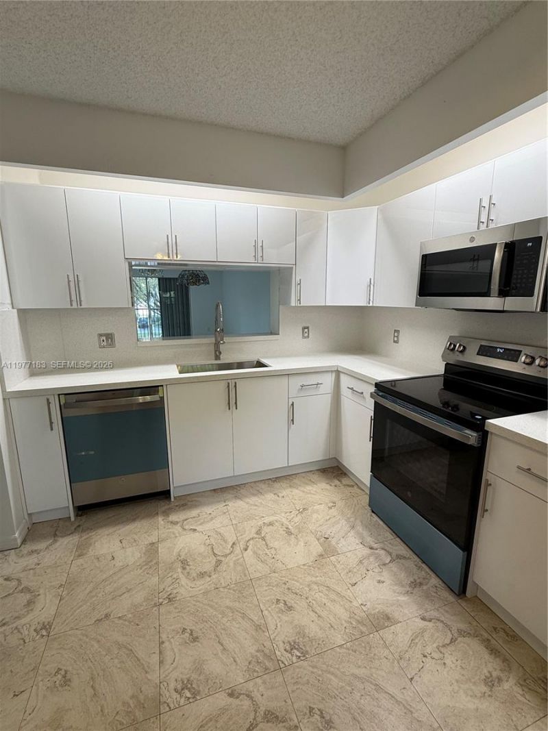 Please Call For Address, Unit 202L, Pembroke Pines, FL 33027 Photo