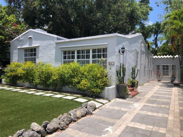 551 NE 69th St, Unit 1&2, Miami, FL 33138
