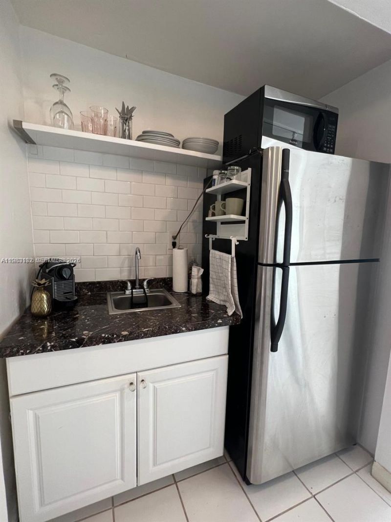 551 NE 69th St, Unit 1&2, Miami, FL 33138 Photo