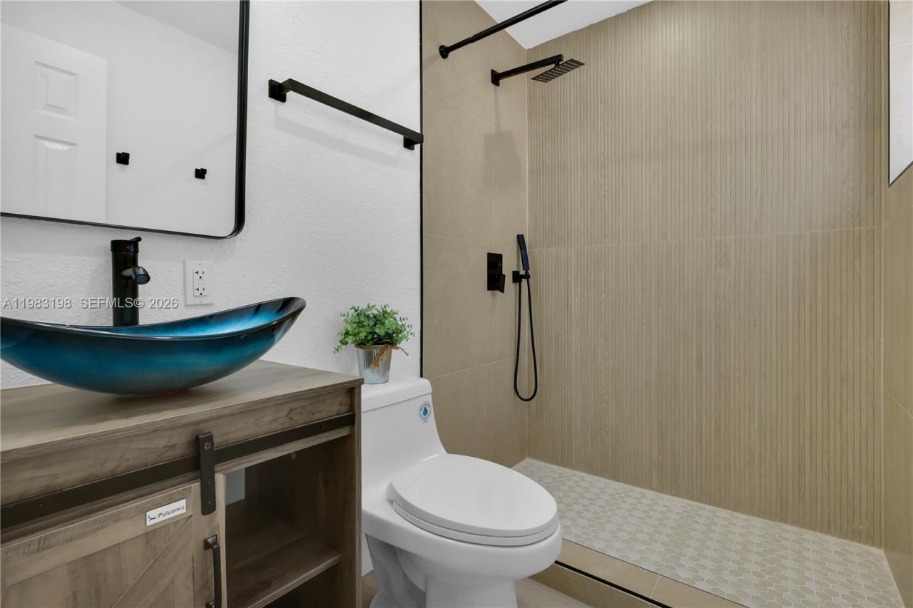 7501 Raleigh St , Hollywood, FL 33024 Photo