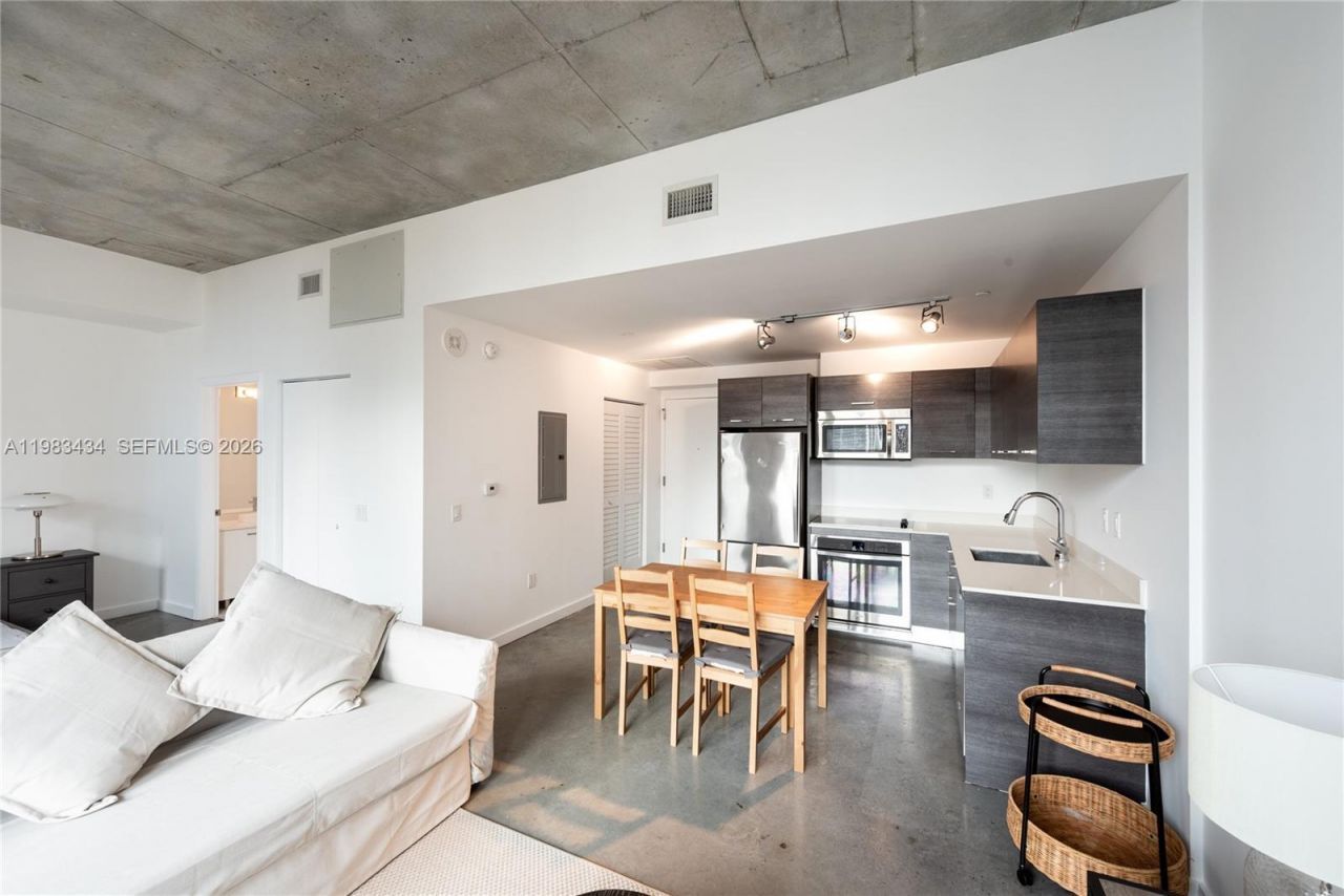 151 SE 1st St , Unit 1709, Miami, FL 33131 Photo