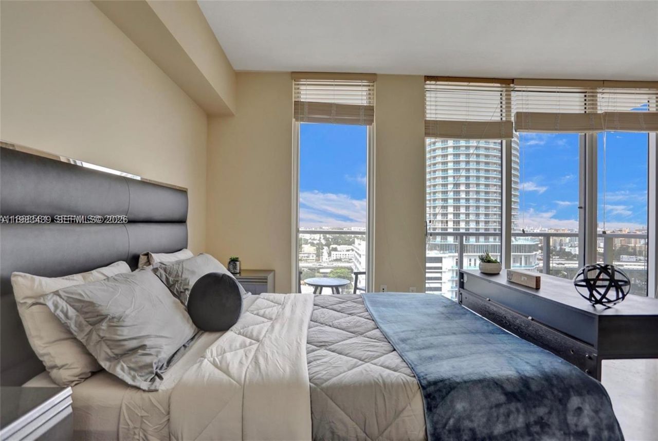 185 SW 7th St, Unit 1600, Miami, FL 33130 Photo