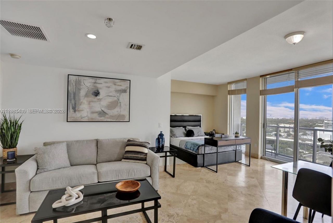 185 SW 7th St, Unit 1600, Miami, FL 33130 Photo