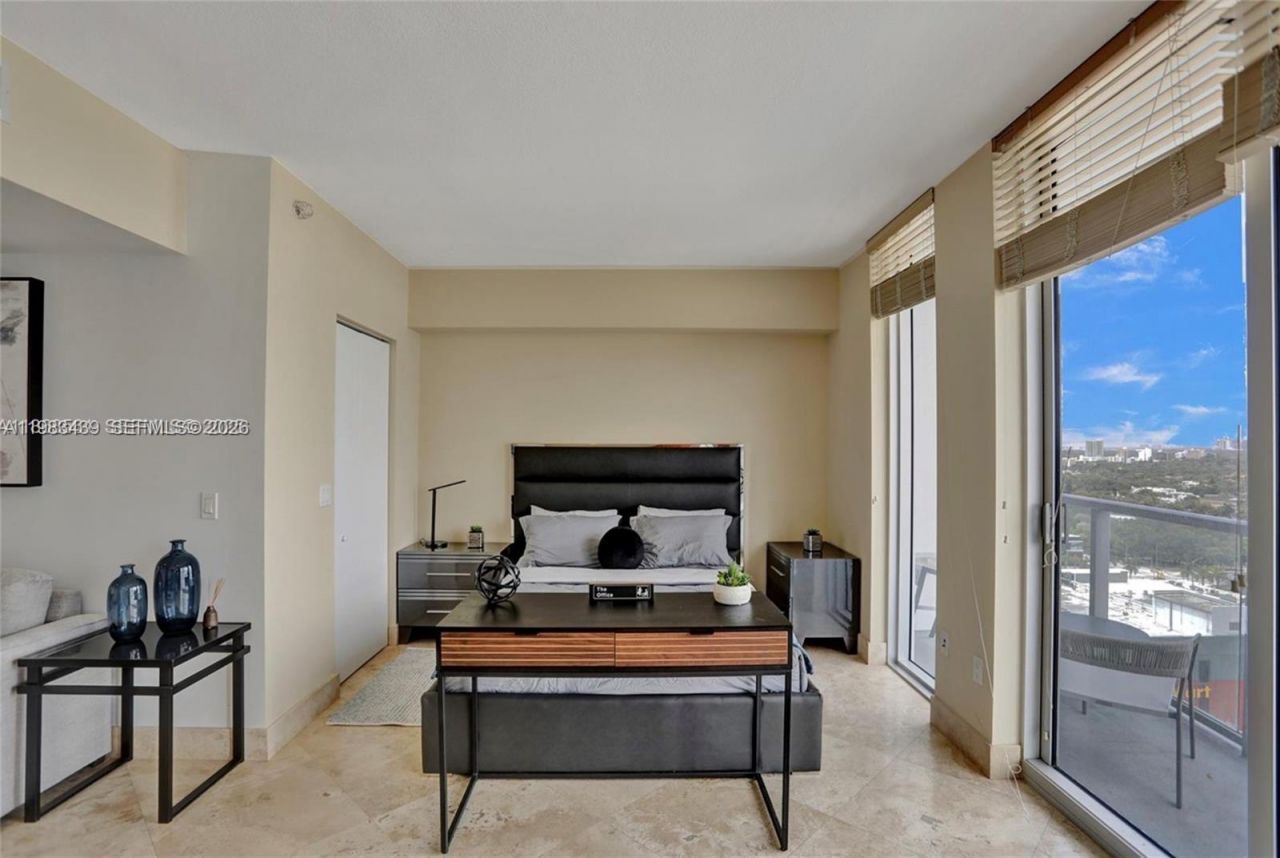 185 SW 7th St, Unit 1600, Miami, FL 33130 Photo