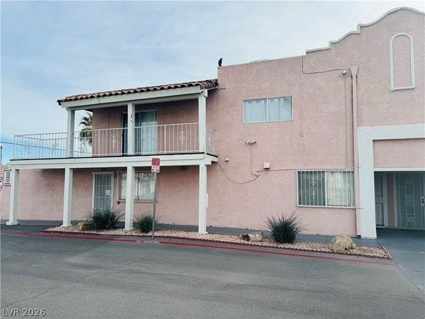 2158 E Desert Inn Road , Las Vegas, NV 89169