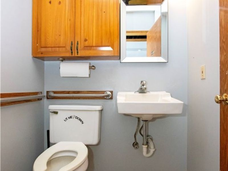 7 W Main Street, Seville, OH 44273 Photo 23