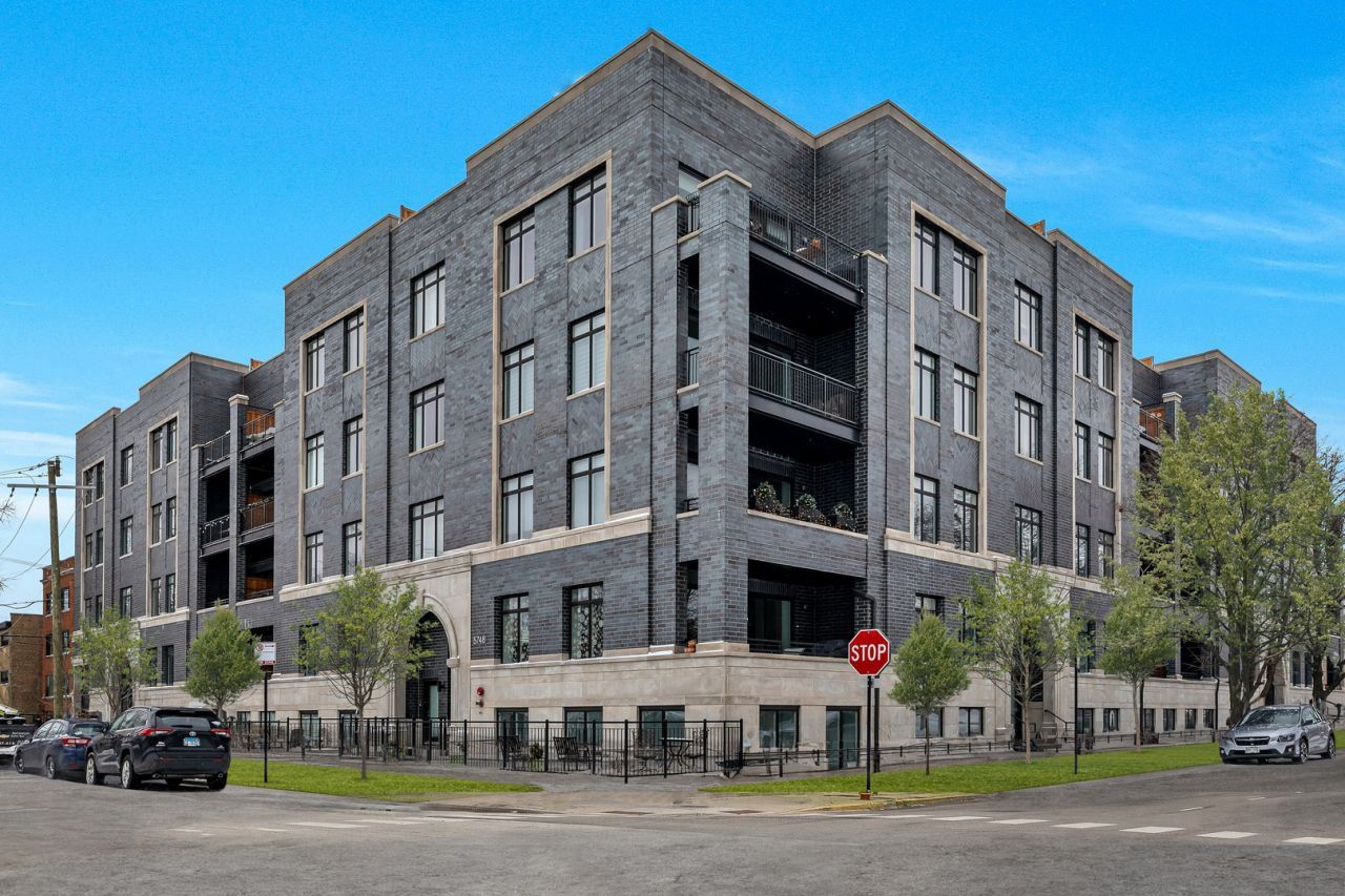 5748 N Hermitage Avenue, Unit 307, Chicago, IL 60660 Main Photo