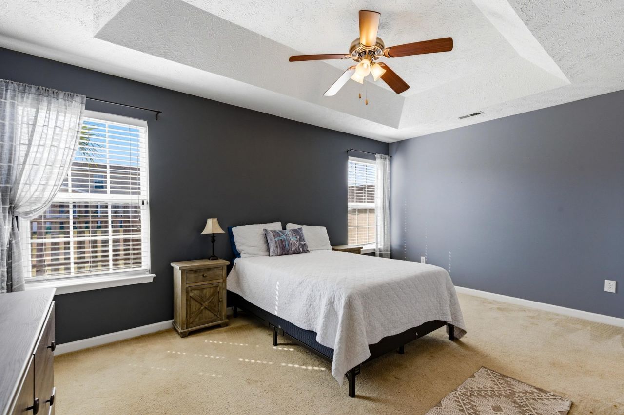 527 Cottage Oaks Circle Photo 10