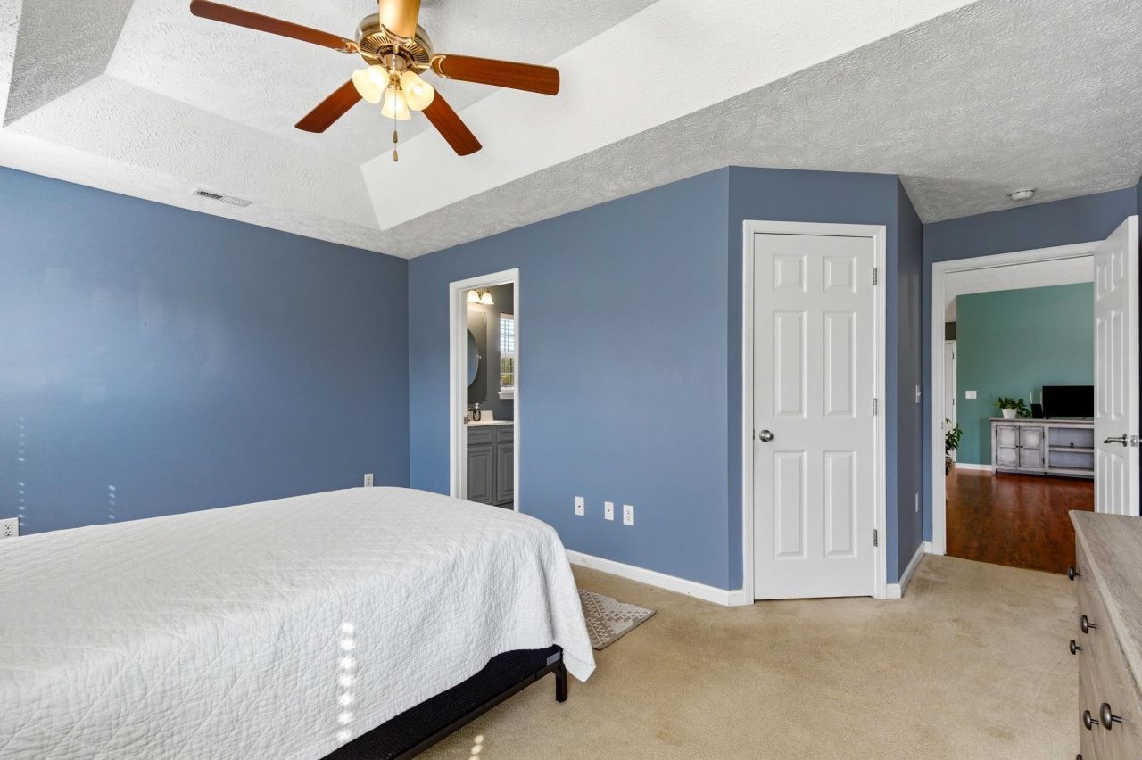 527 Cottage Oaks Circle Photo 11