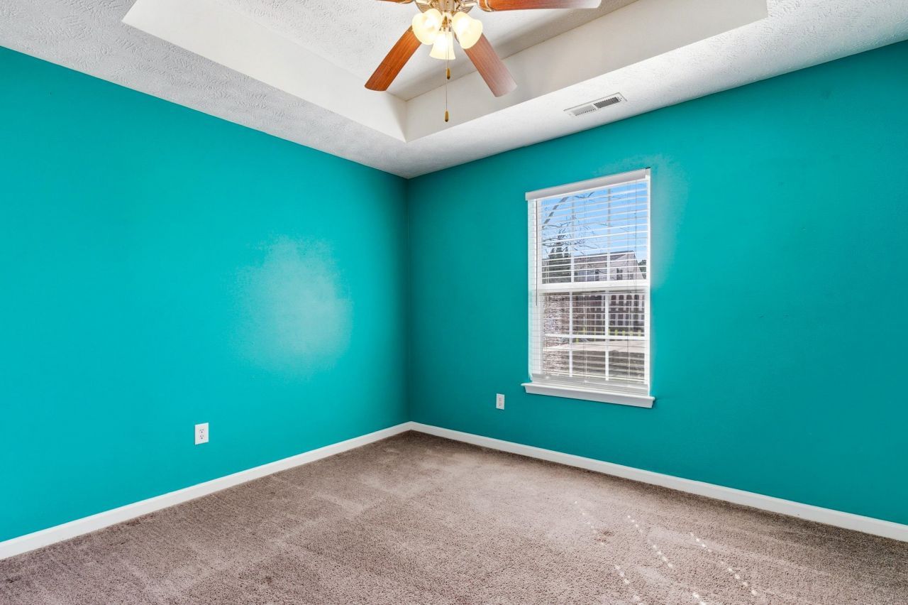 527 Cottage Oaks Circle Photo 14