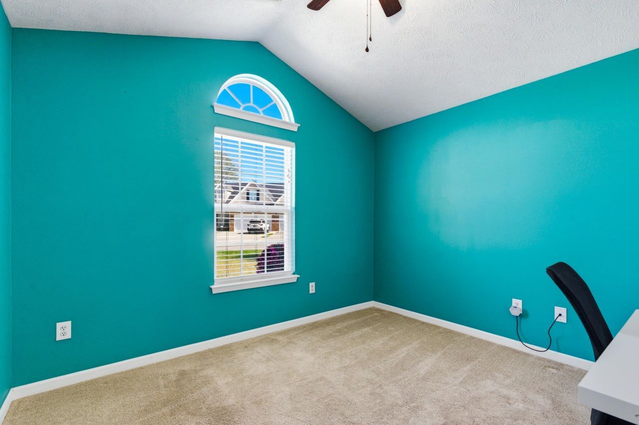 527 Cottage Oaks Circle Photo 15