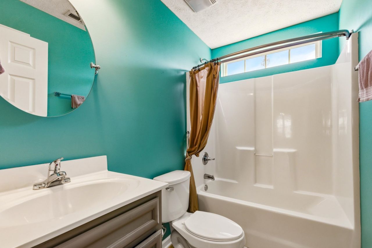 527 Cottage Oaks Circle Photo 16