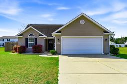 527 Cottage Oaks Circle photo 4