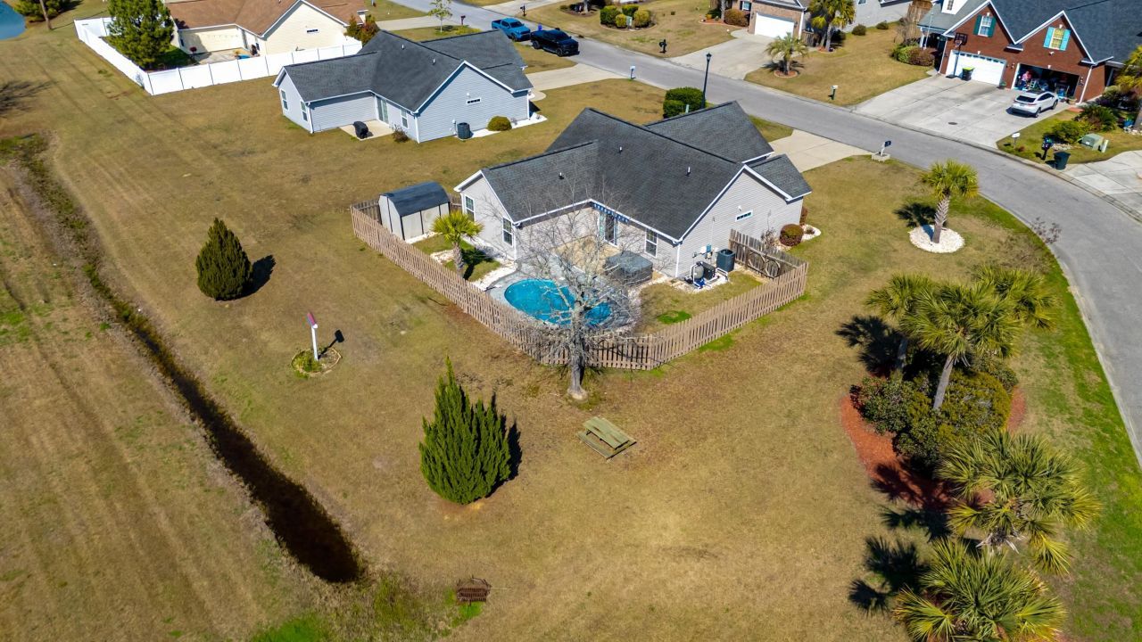 527 Cottage Oaks Circle Photo 27