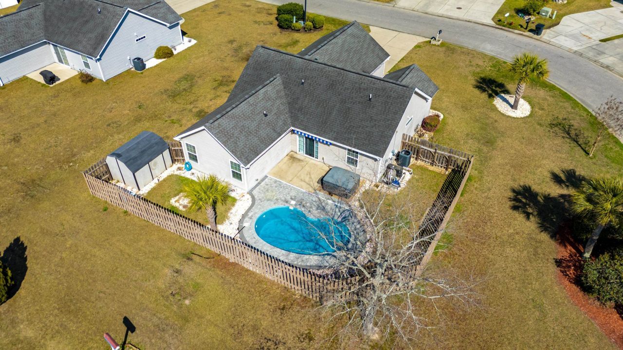 527 Cottage Oaks Circle Photo 29