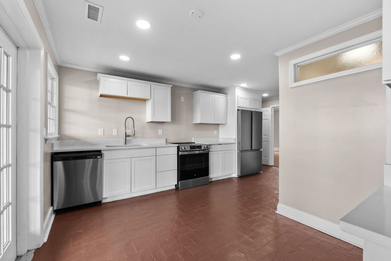 201 River Rd. Photo 15