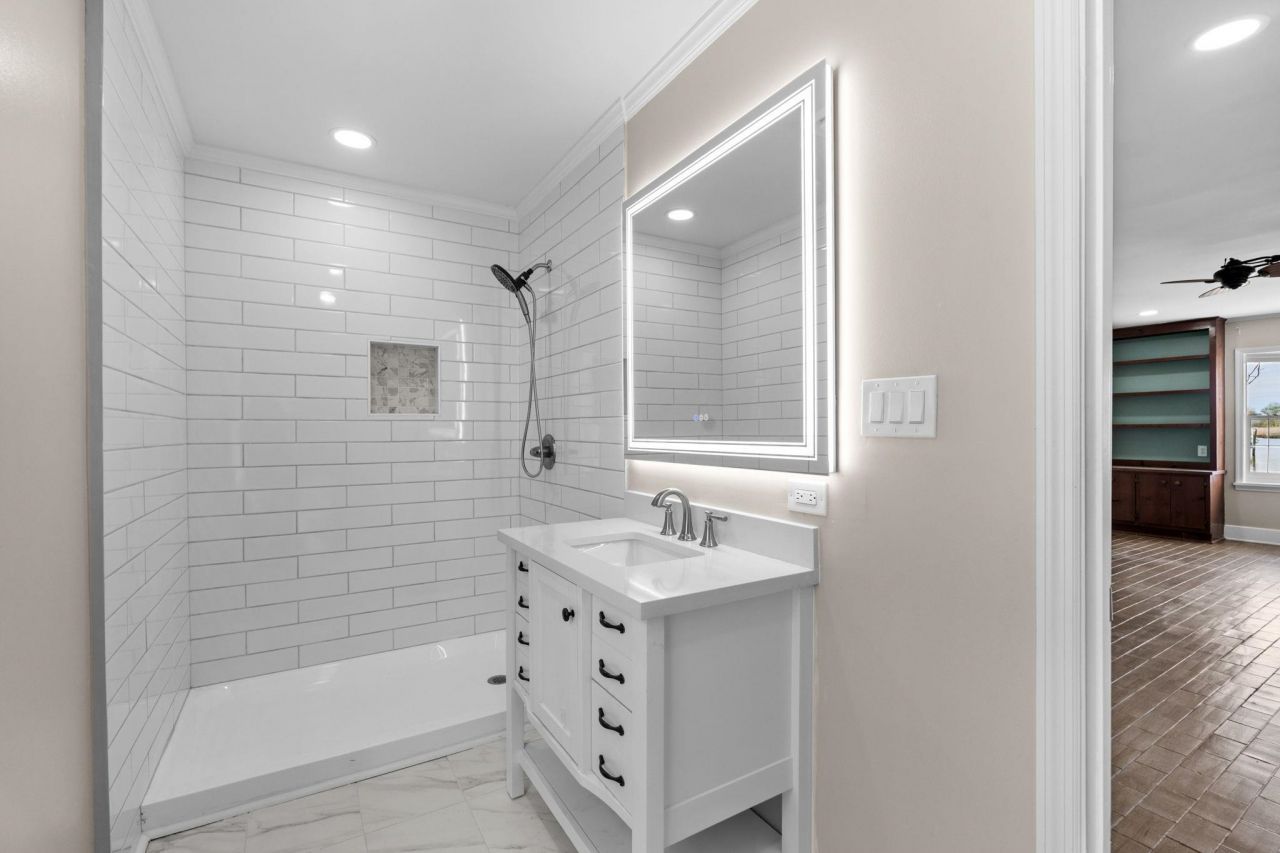 201 River Rd. Photo 22