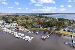 201 River Rd. photo 4