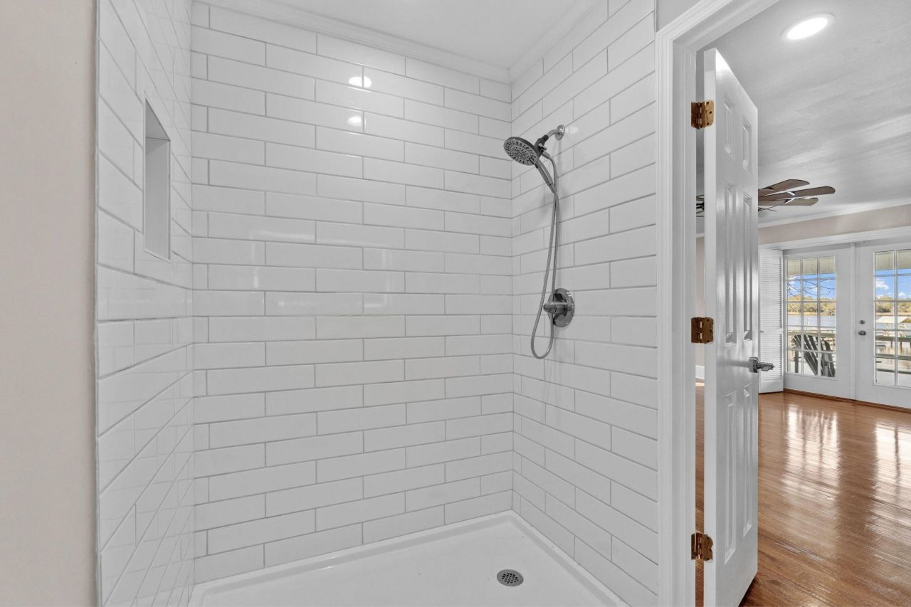 201 River Rd. Photo 38