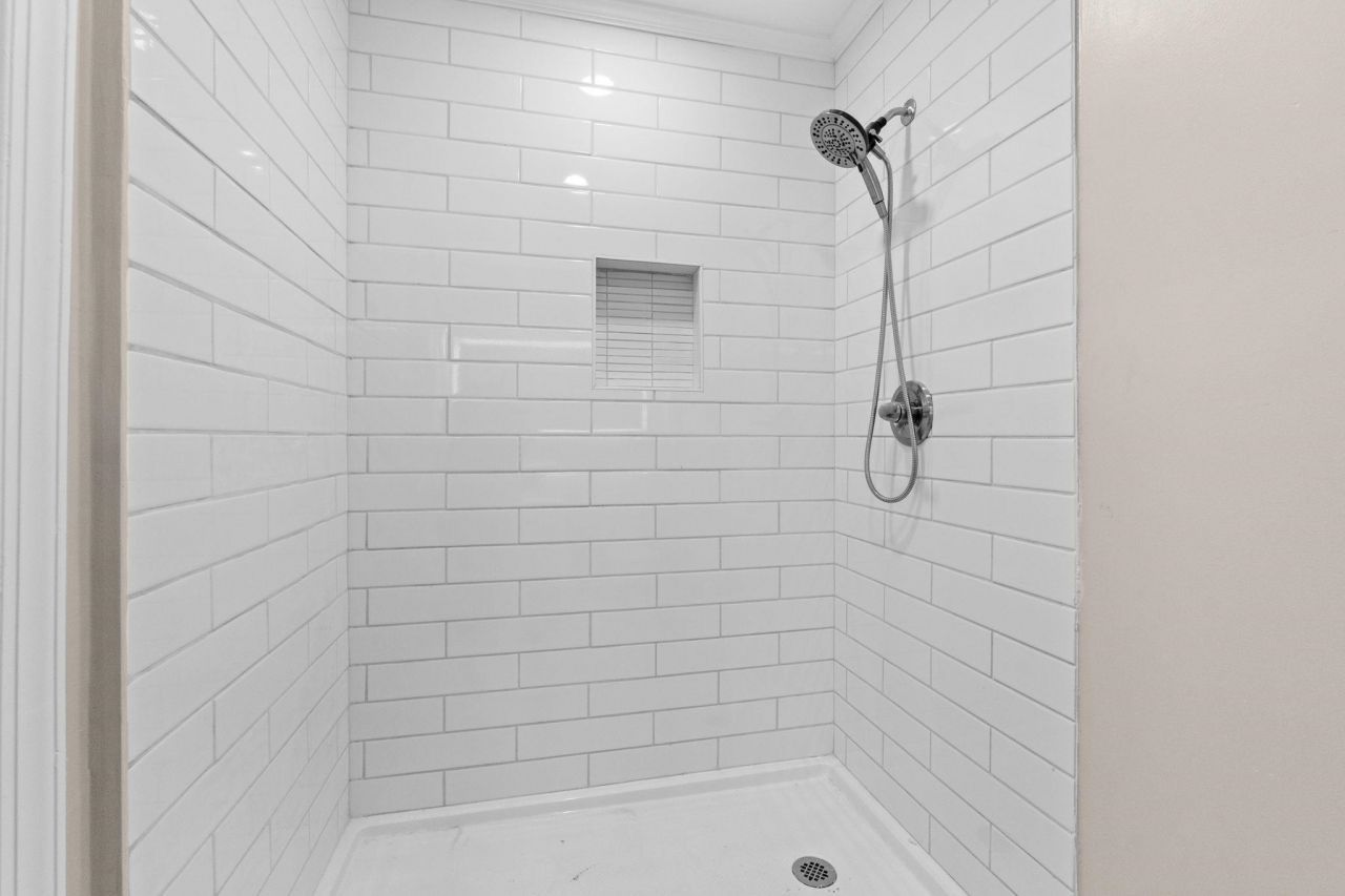 201 River Rd. Photo 48