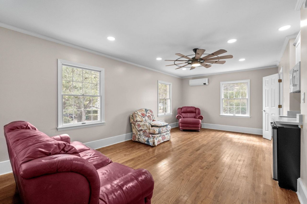 201 River Rd. Photo 49