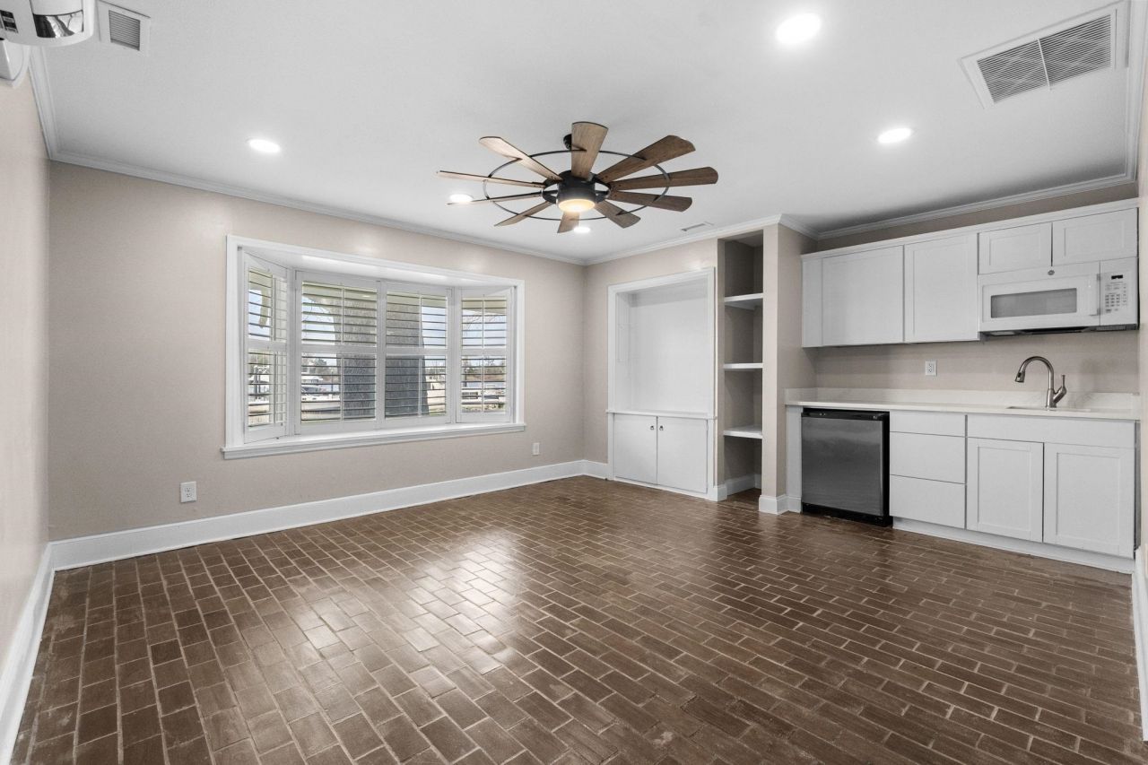 201 River Rd. Photo 57