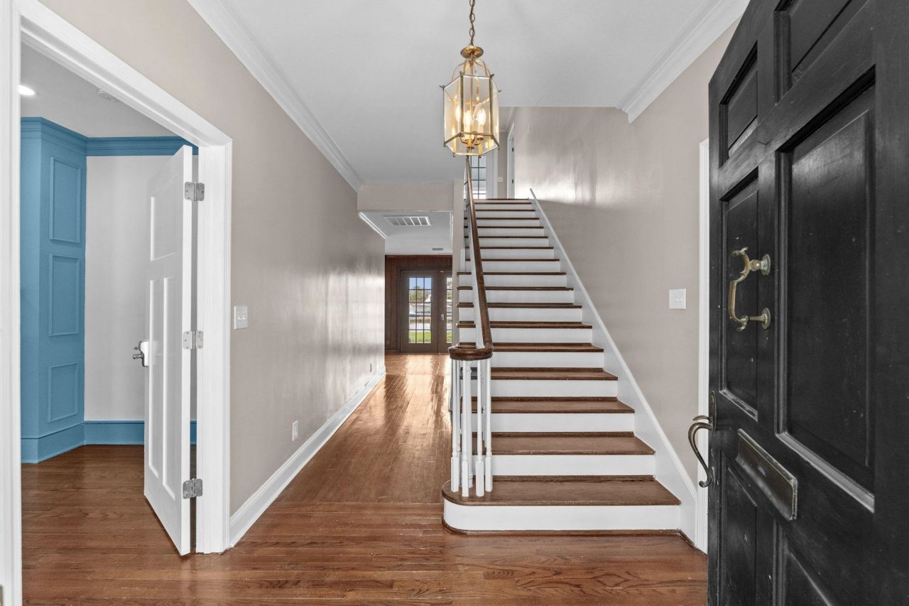 201 River Rd. Photo 7