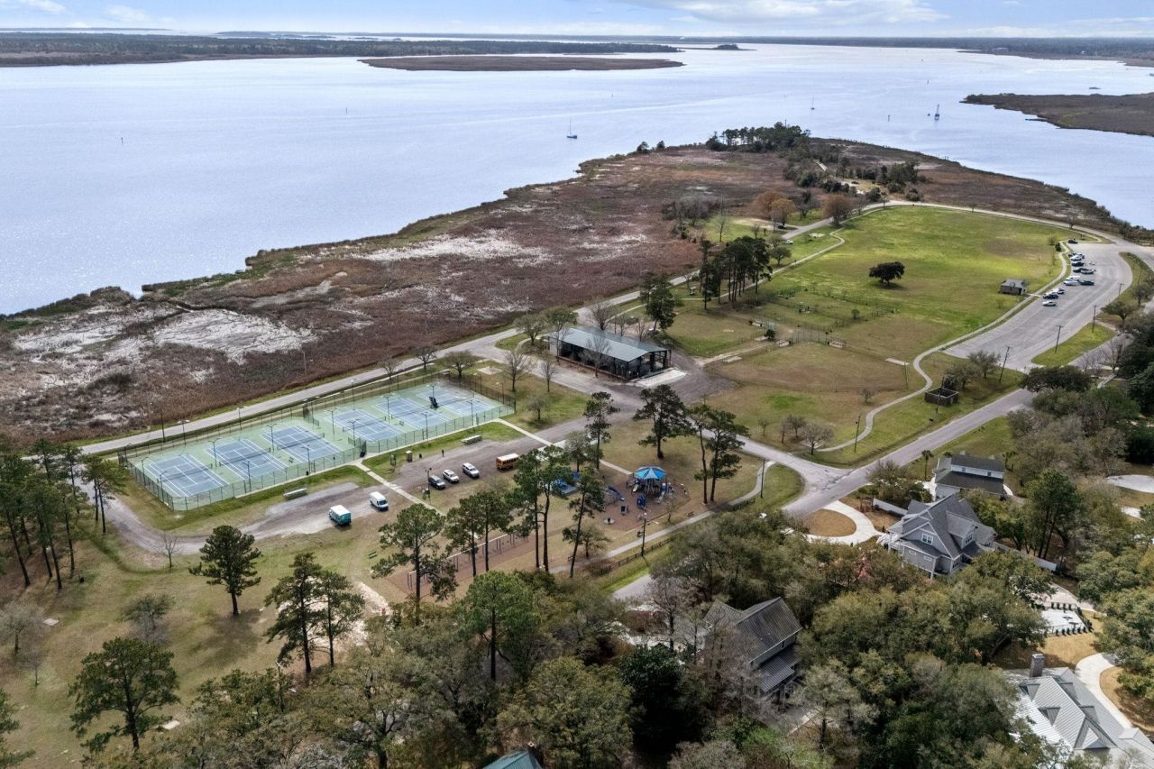 201 River Rd. Photo 74