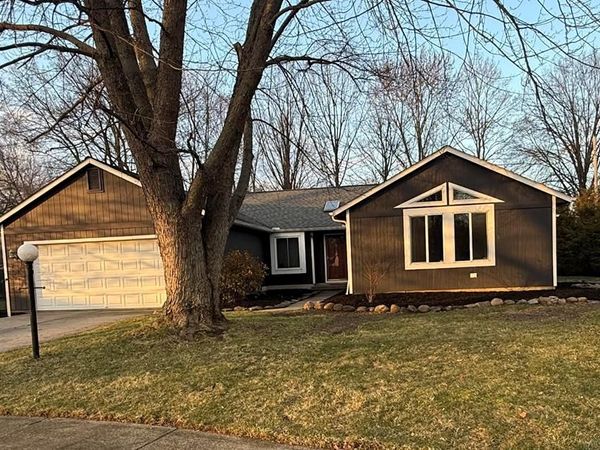 19595 Cross Trail N, Strongsville, OH 44136
