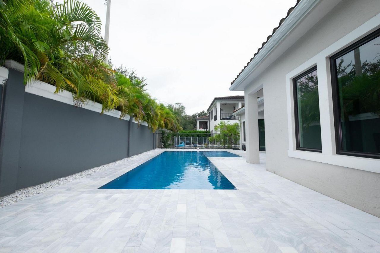 5663 W Brookfield Circle, Hollywood, FL 33312 Photo