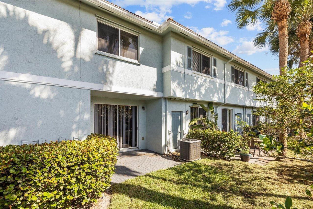 3529 Sonoma Drive, Riviera Beach, FL 33404 Photo