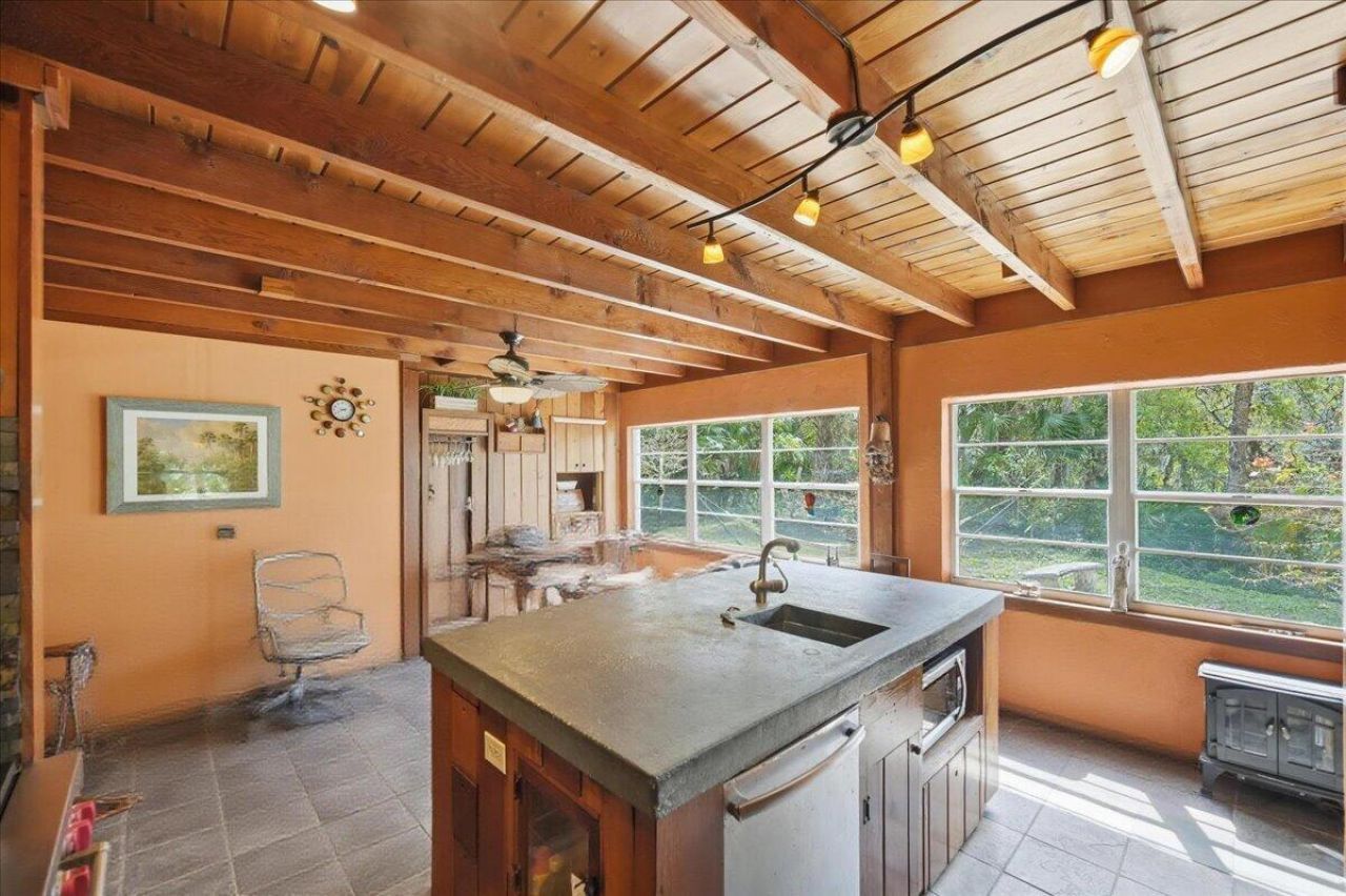 6423 Riverland Drive, Fort Pierce, FL 34982 Photo