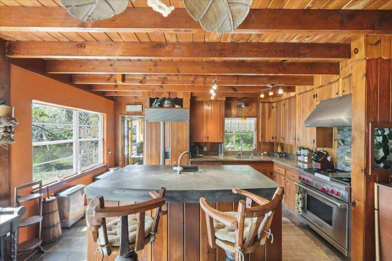 6423 Riverland Drive, Fort Pierce, FL 34982 Photo