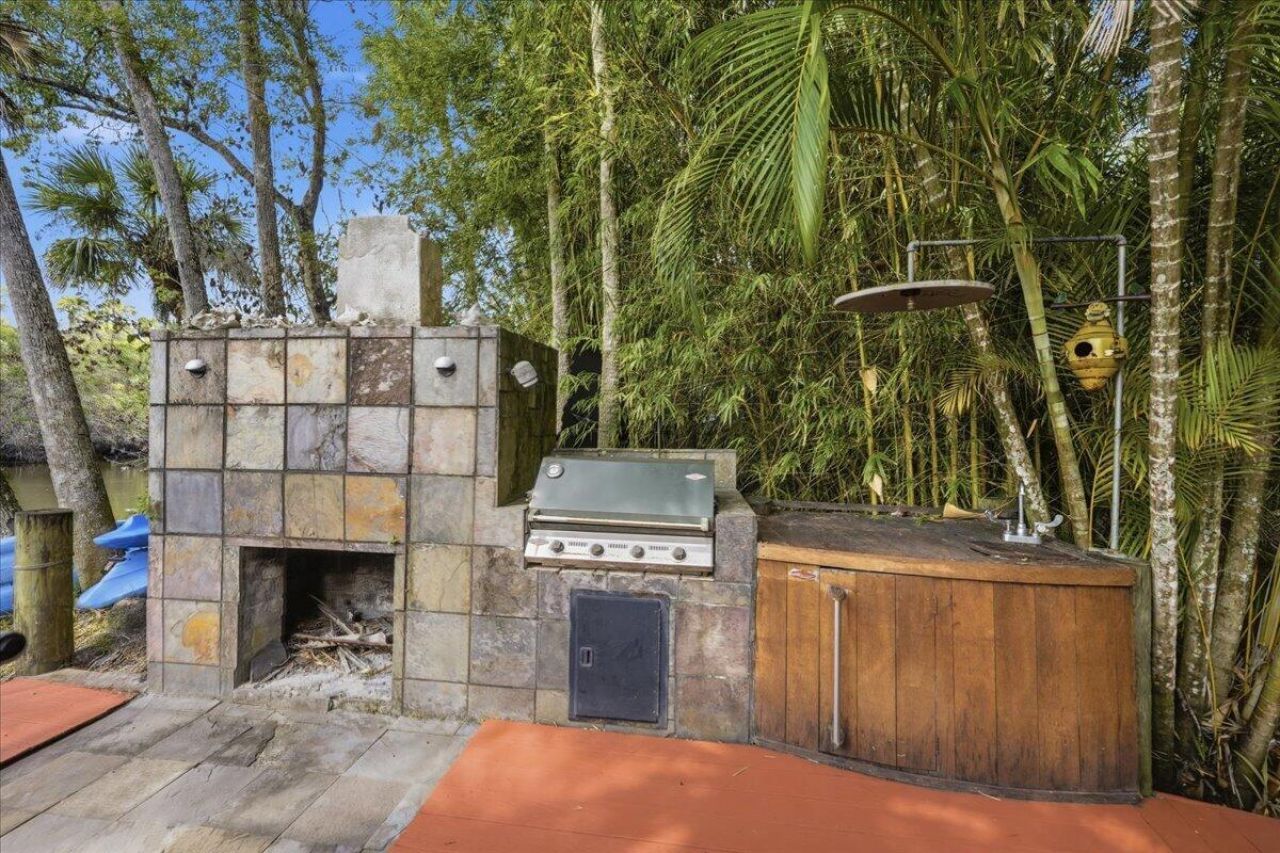 6423 Riverland Drive, Fort Pierce, FL 34982 Photo