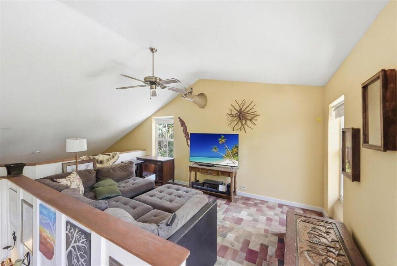 6423 Riverland Drive, Fort Pierce, FL 34982 Photo