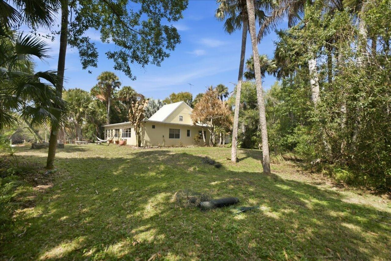 6423 Riverland Drive, Fort Pierce, FL 34982 Photo