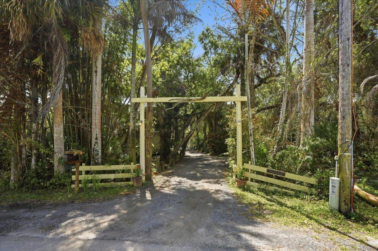 6423 Riverland Drive, Fort Pierce, FL 34982 Photo