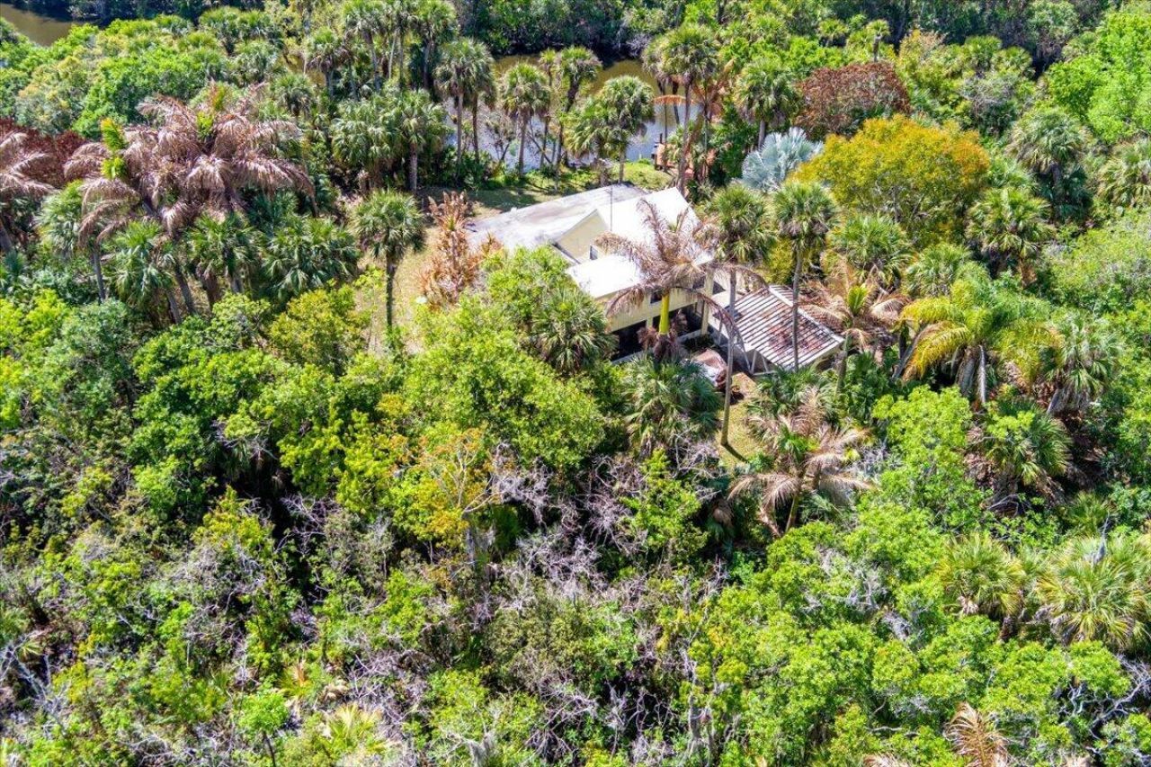 6423 Riverland Drive, Fort Pierce, FL 34982 Photo