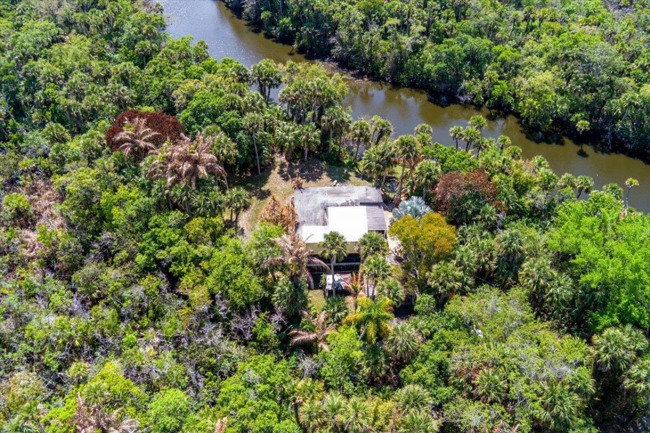 6423 Riverland Drive, Fort Pierce, FL 34982 Photo