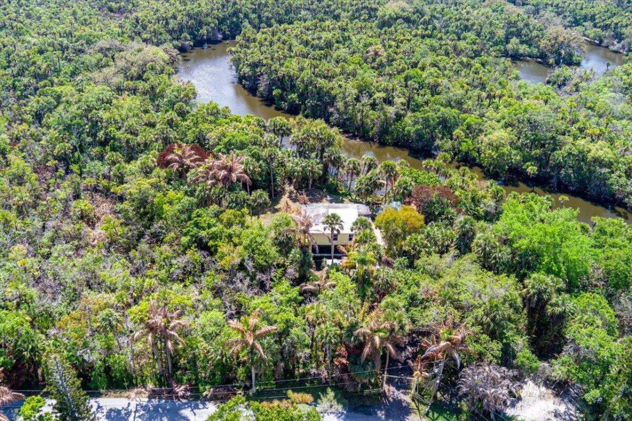 6423 Riverland Drive, Fort Pierce, FL 34982 Photo