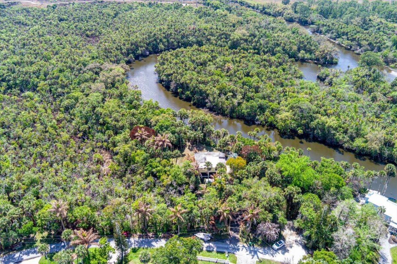 6423 Riverland Drive, Fort Pierce, FL 34982 Photo