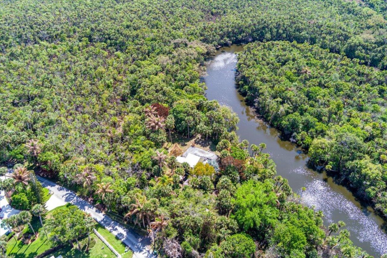 6423 Riverland Drive, Fort Pierce, FL 34982 Photo