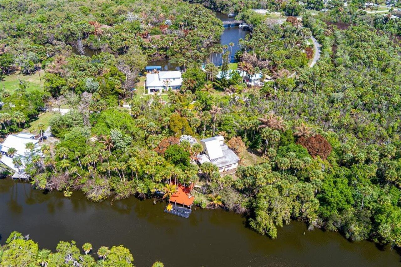 6423 Riverland Drive, Fort Pierce, FL 34982 Photo